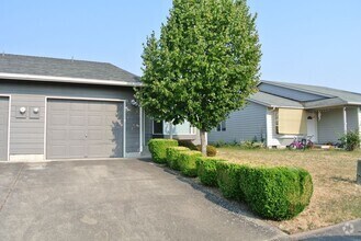 Building Photo - Spacious 3-bedroom, 1 bath home in Albany