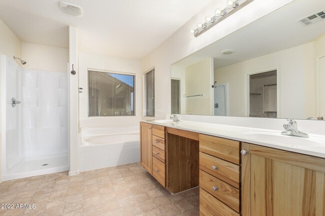 Building Photo - 35634 W Costa Blanca Dr