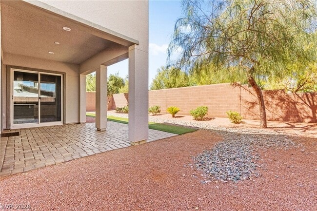 Building Photo - 10314 Apache Blue Ave