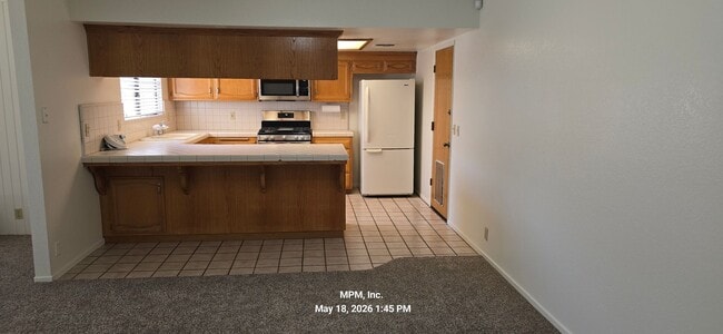 Building Photo - 3 bedroon 2 bath home