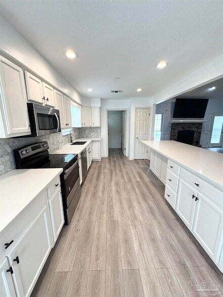Building Photo - 3019 Keats Dr