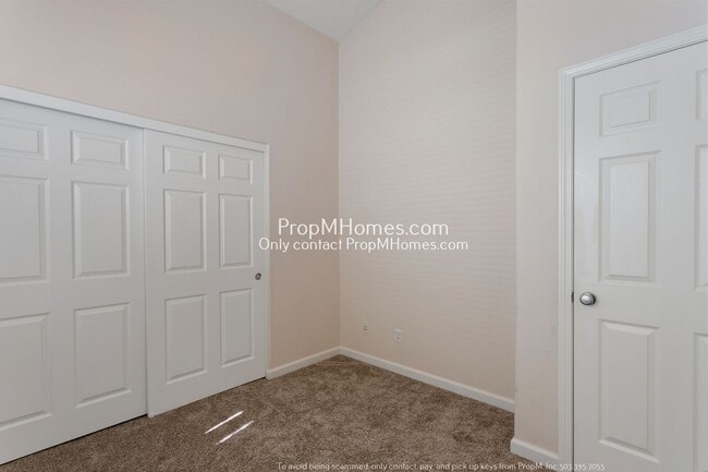 Building Photo - Four Bedroom Home with Amazing Views in Bull Mountain!