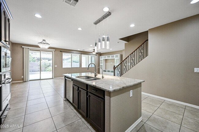 Building Photo - 133 E Prescott Dr
