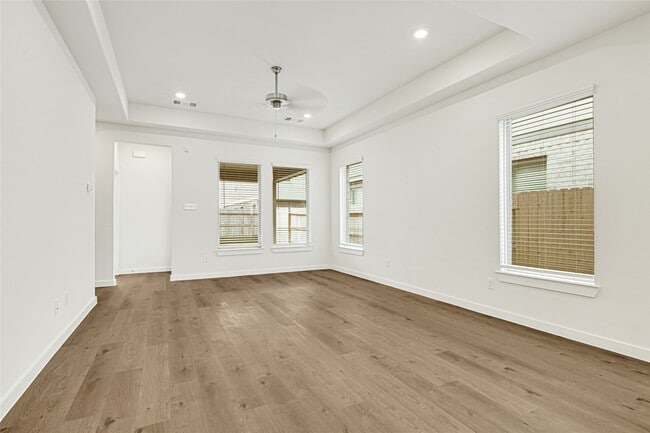 Building Photo - 17115 Bluebonnet Creek Trl