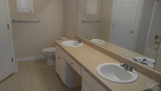 Building Photo - 4851 Jaimee Leigh Dr