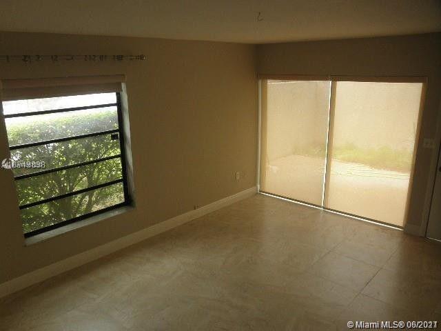 Building Photo - 4708 SW 67th Ave