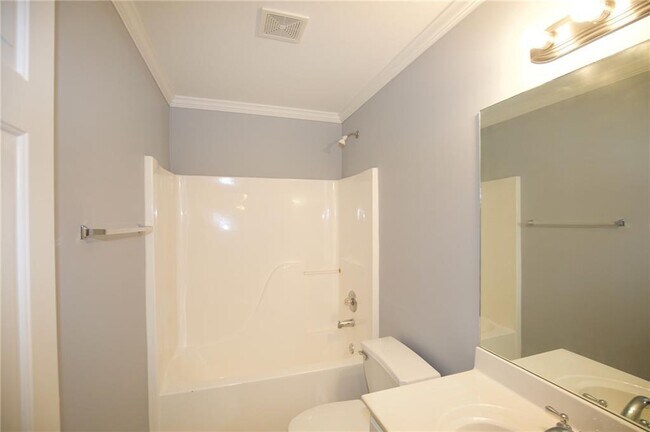 Building Photo - 7897 The Lakes Point