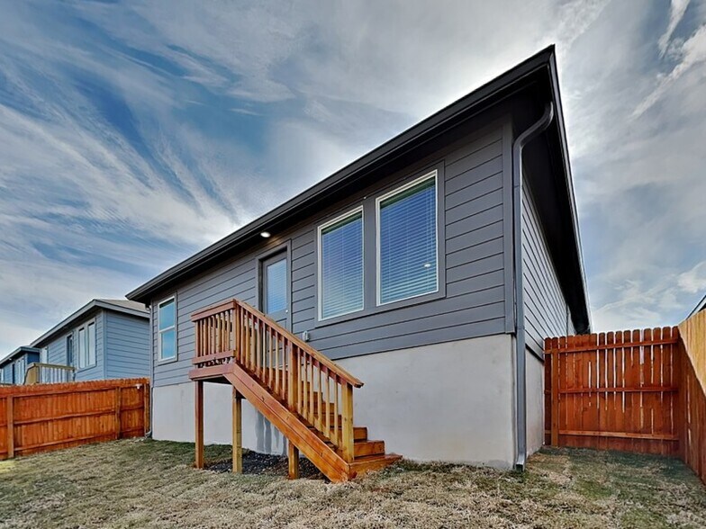 Building Photo - 236 Ottawa Wy