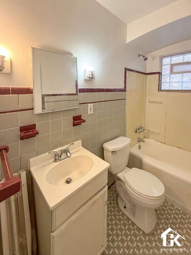 Building Photo - 13581 Penrod St