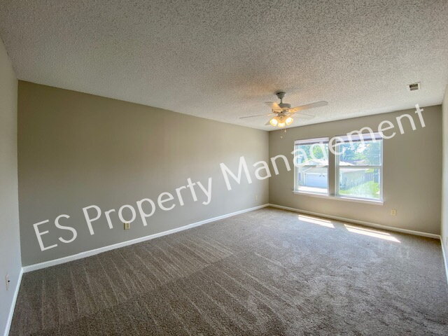 Building Photo - Welcome home to this stunning 4-bedroom, 2.5-bath home in Camby!