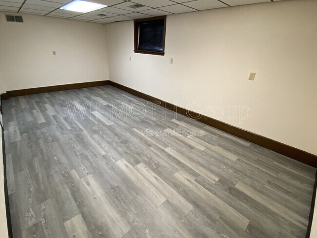 Building Photo - 11903 E Welland St