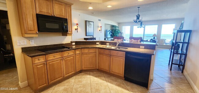 Building Photo - 2901 S Atlantic Ave