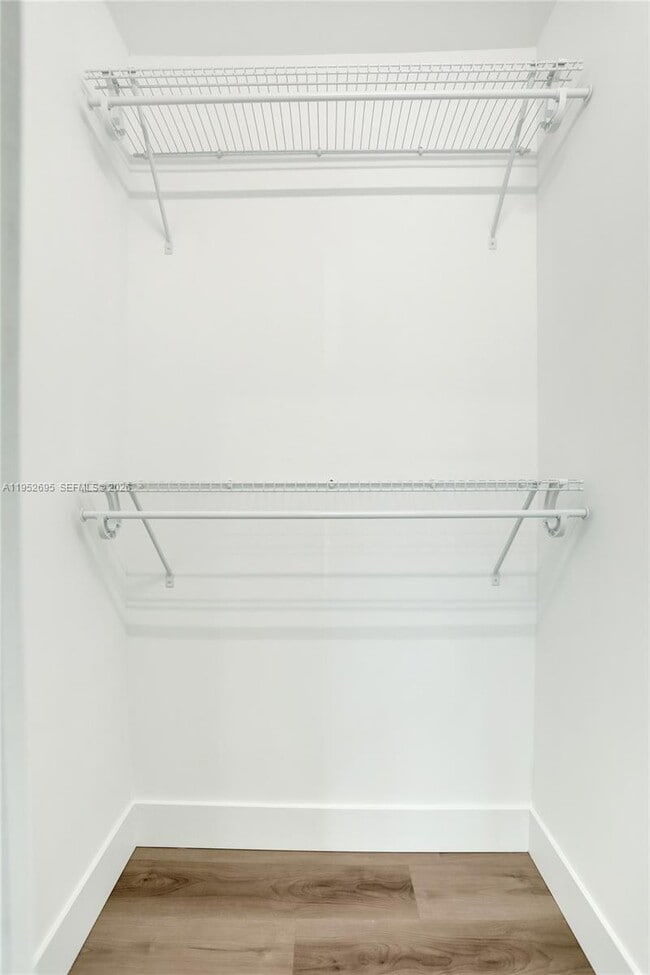 Building Photo - 3671 NE 11th Ave