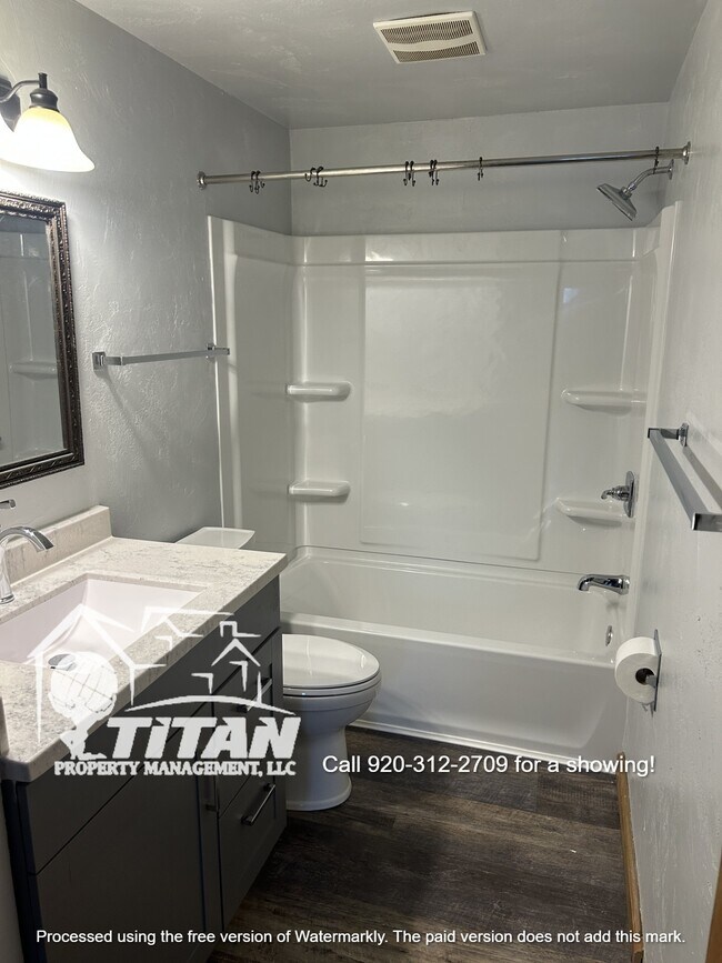 Building Photo - 1371 Inverness Ln