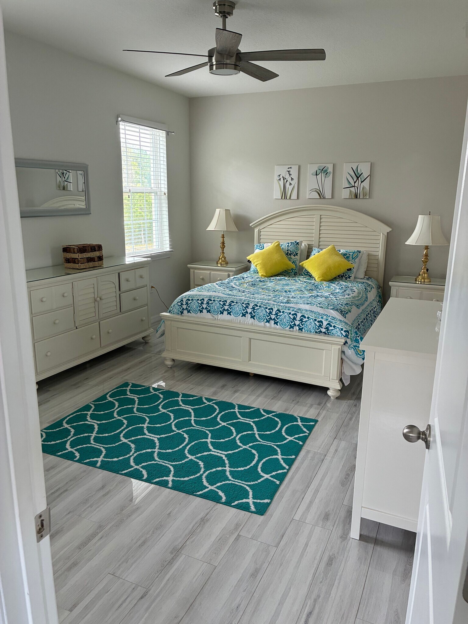 Building Photo - 8332 Enclave Way