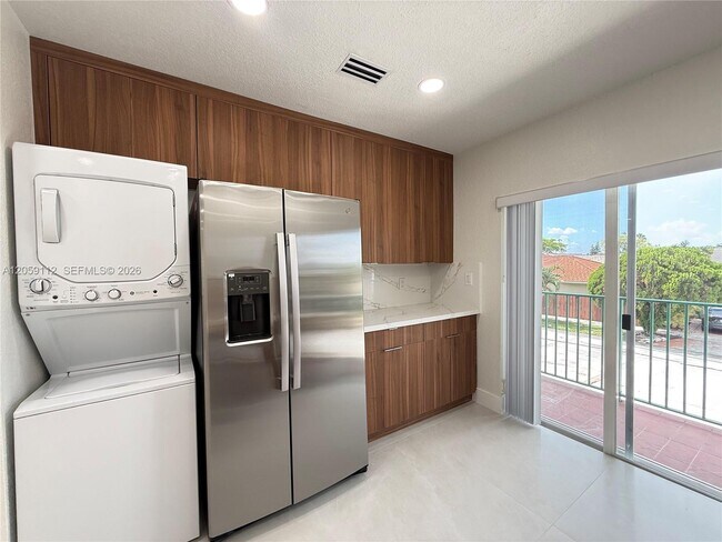 Building Photo - 3514 W 76th St
