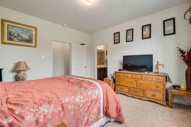 Building Photo - 6020 Royal Gorge Dr