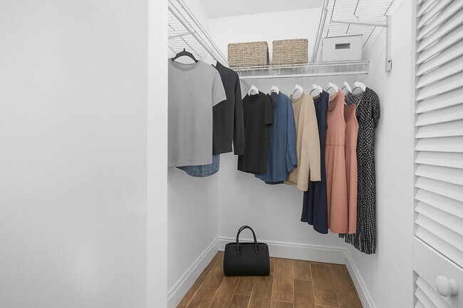 Building Photo - 4995 Sable Pine Cir