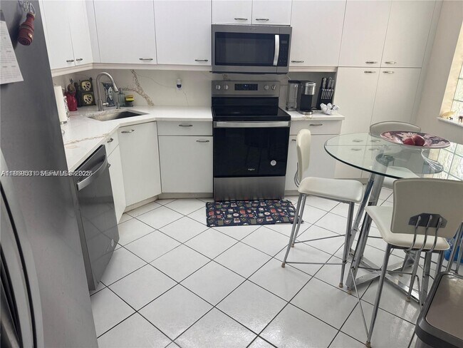 Building Photo - 5133 Brisata Cir