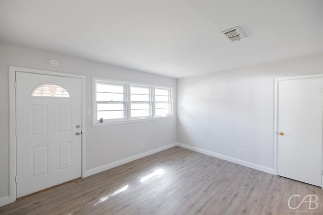 Building Photo - 872 Forrest Ave