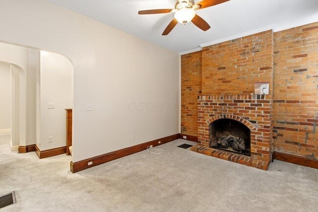 Building Photo - 22 E Frankfort St