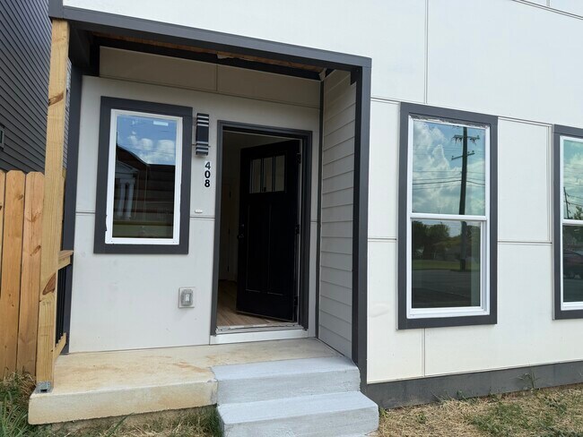 Building Photo - 408 Old Hickory Blvd