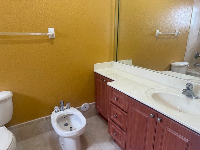 Building Photo - 7772 NW 200th Ln