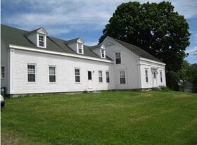 Building Photo - 993 Duck Pond Rd