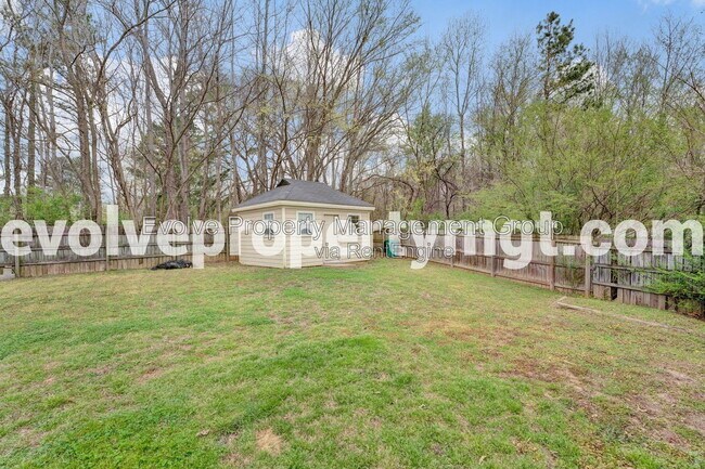 Building Photo - 3823 Twin Valley Cove
