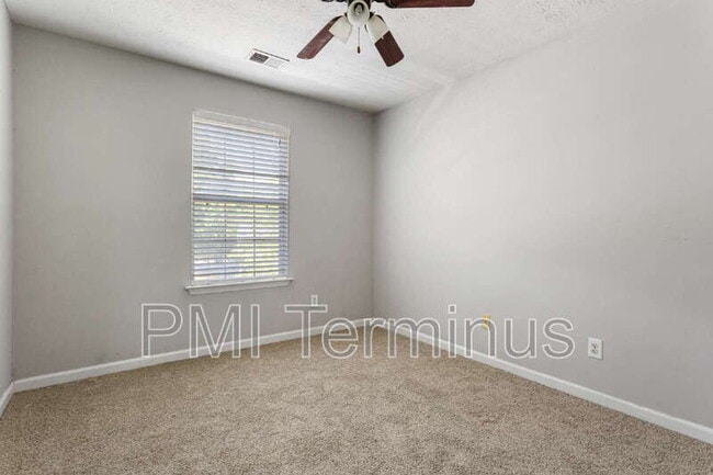 Building Photo - 1312 Telhurst Ct NW
