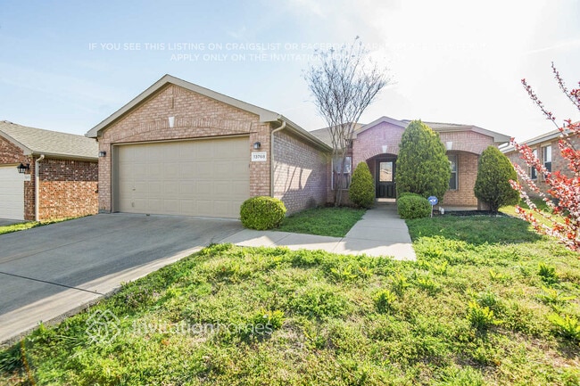 Building Photo - 13768 Canyon Ranch Rd