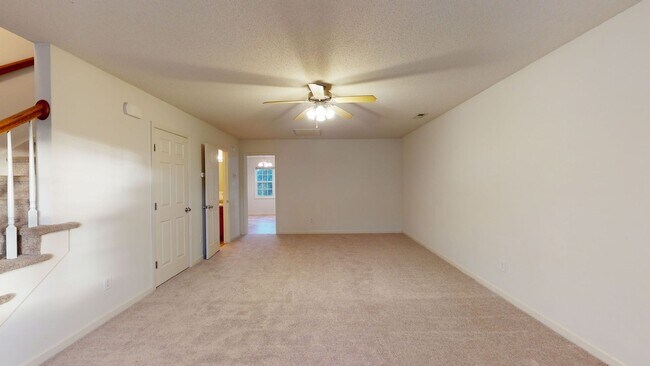 Building Photo - 252 Smallwood Rd