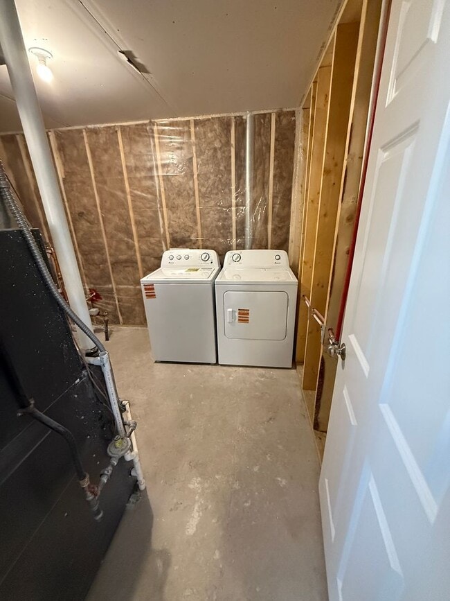 Building Photo - Brand New South End 4 bed/2 bath