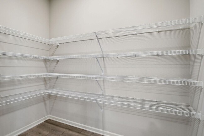 Building Photo - 3725 Hoggett Ford Rd