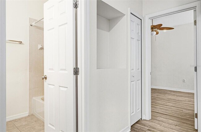 Building Photo - 7928 Limestone Ln