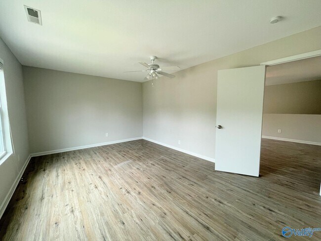 Building Photo - 30003 Westfield Dr