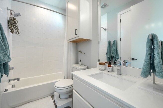 Building Photo - End Unit Townhome