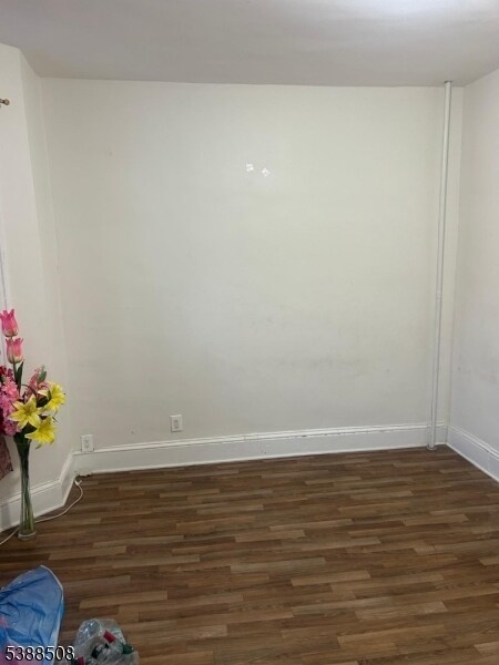 Primary Photo - 926 12South St