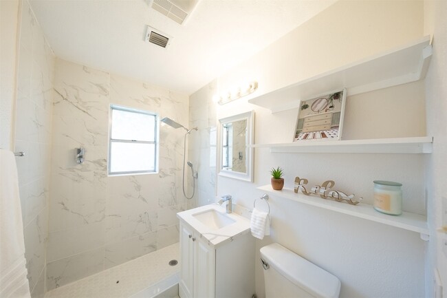 Building Photo - 7917 N Martin Luther King Ave