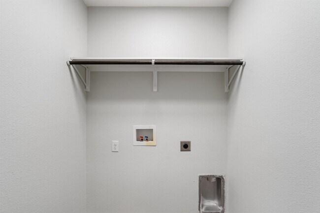 Building Photo - 108 Jaimie Way