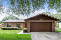 Building Photo - 8107 Woodlawn Cir S