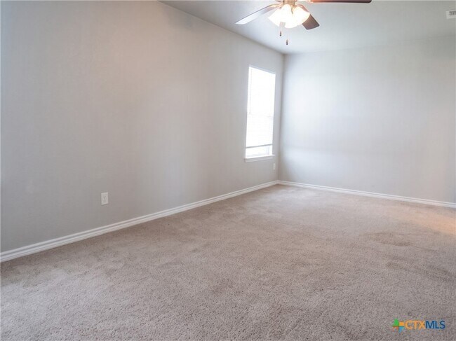 Building Photo - 1714 Risen Star Ln