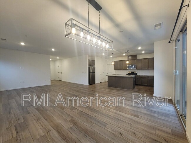 Building Photo - 4033 Haflinger Wy