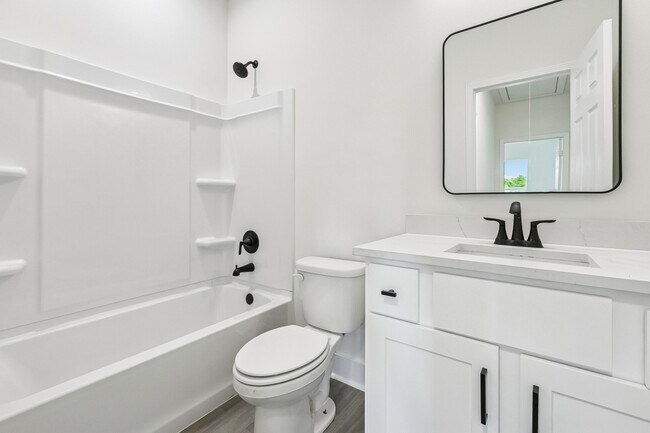 Building Photo - 261 Cathedral Dr