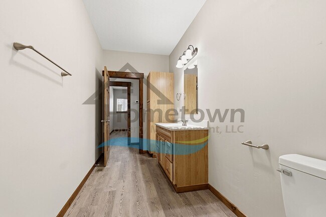 Building Photo - 4 Bedroom 2 Bathroom Home with Attached 2-Car Garage Available in Blanchard!