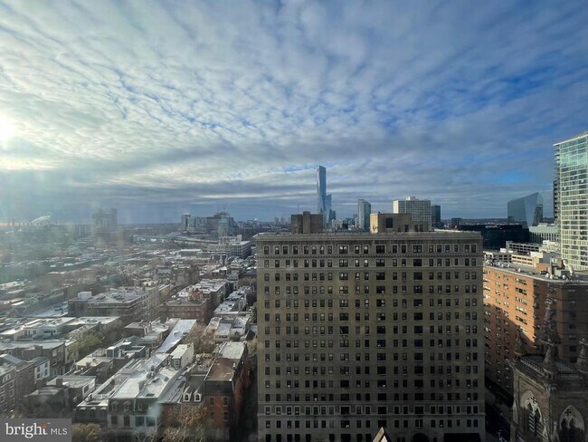 Building Photo - 2018 Walnut St