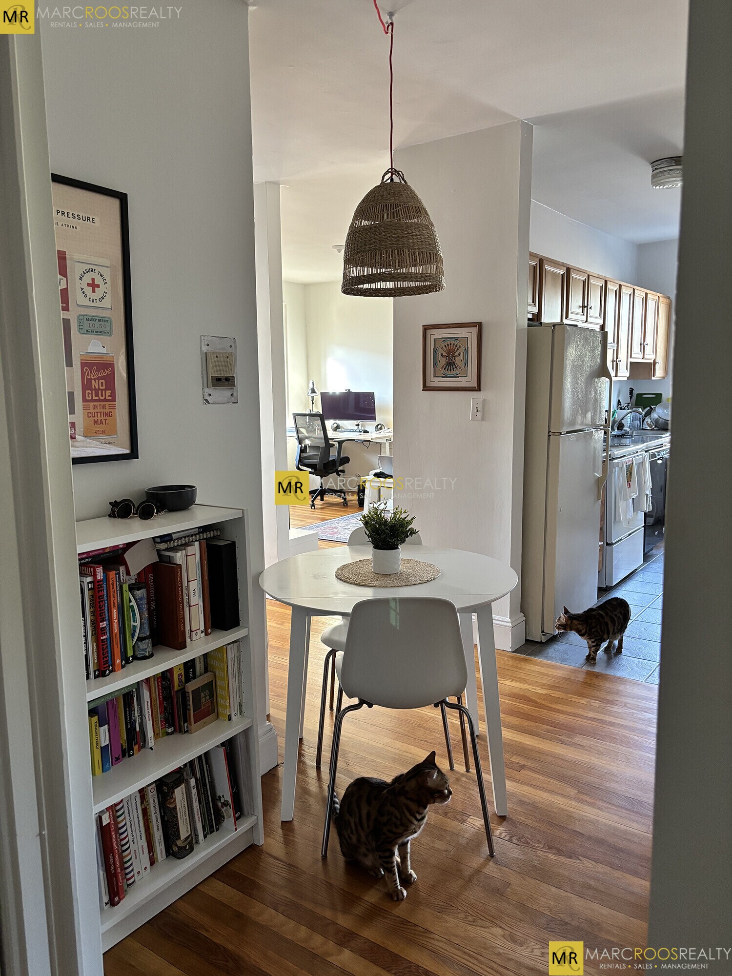 Building Photo - 52 Strathmore Rd