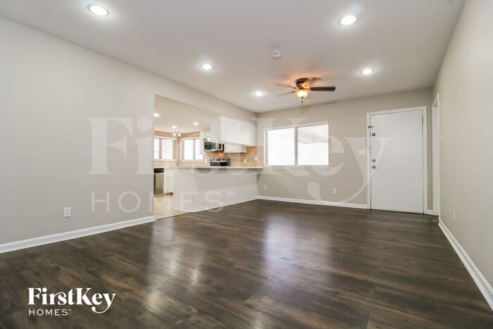 Building Photo - 17824 N 57th Dr