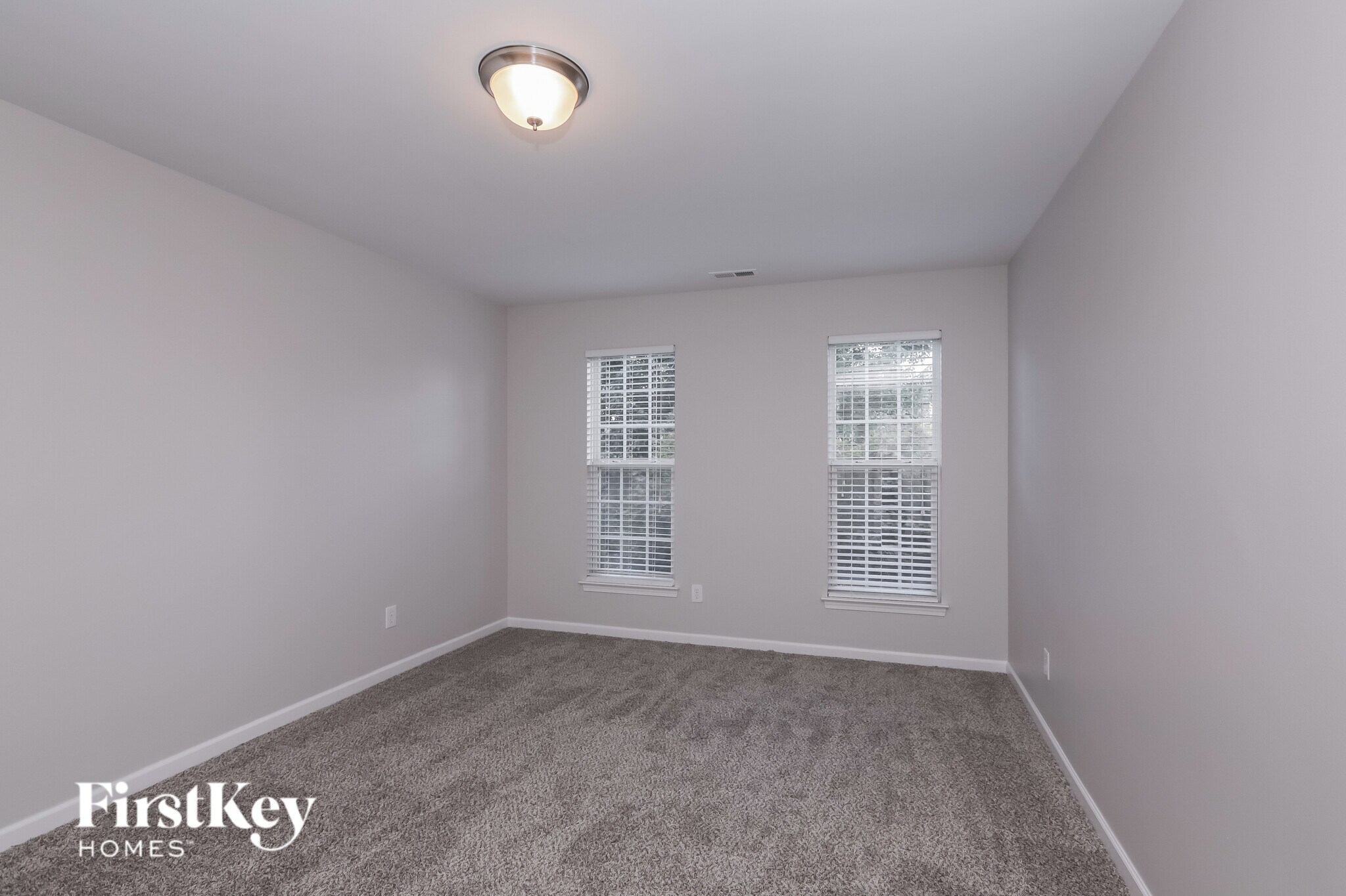 Building Photo - 3005 Linstead Dr