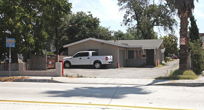 Primary Photo - Baldwin Village